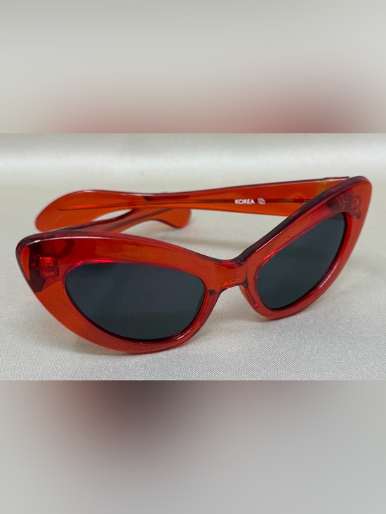 Korean Accessories - Vintage 1980s Red Cat Eye Sunglasses Made in Korea Retro